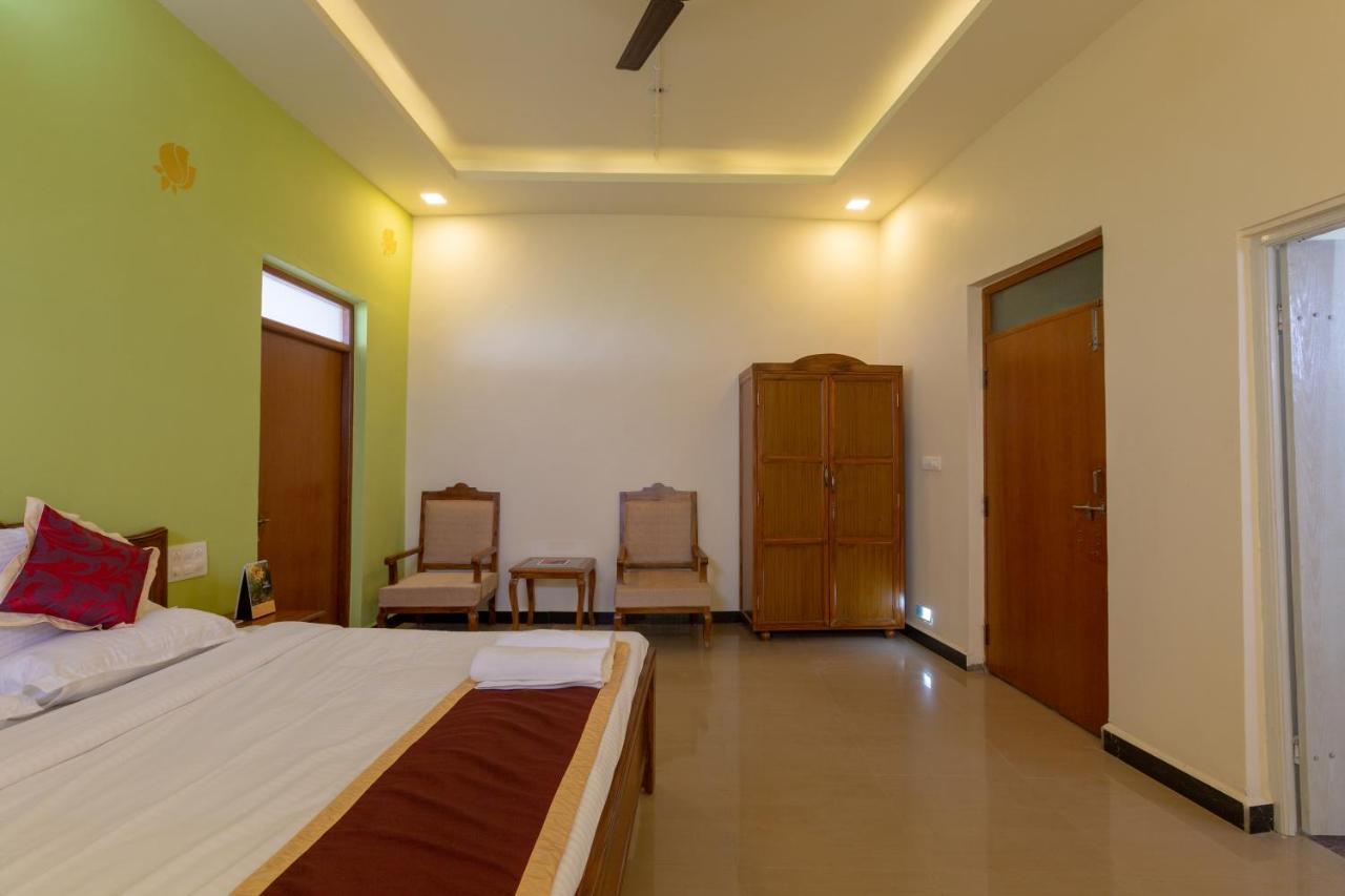 KSTDC Hotel Mayura Krishna Almatti Bāgalkot Dış mekan fotoğraf